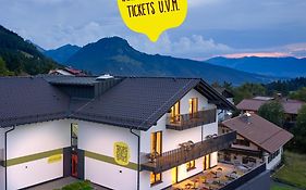 Bergbuddies - Uebernachtung Inklusive Kostenlosen Bergbahntickets Und Vielem Mehr